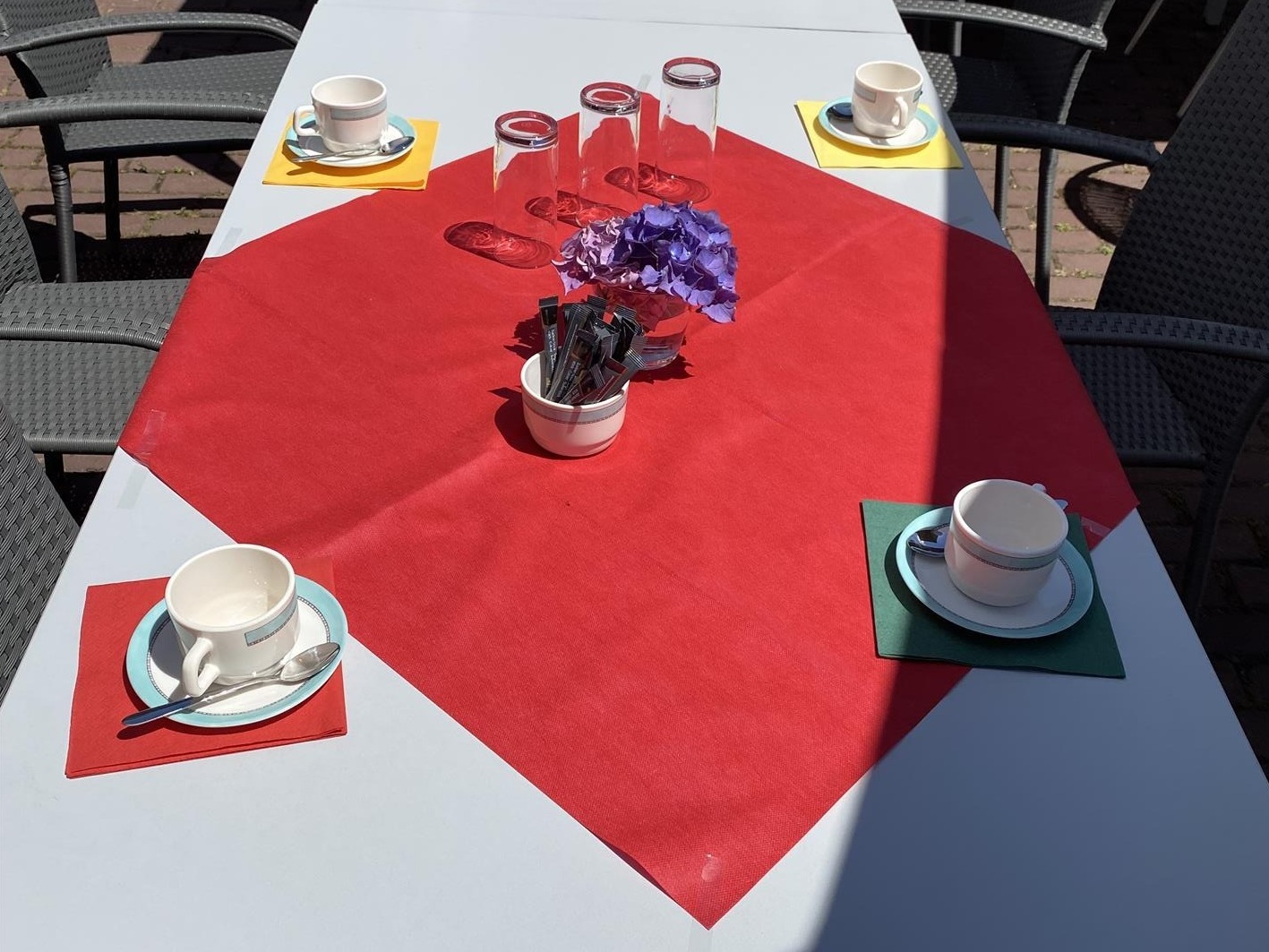 Sommerfest - Sonne, Spiel und herzliche Begegnungen. 